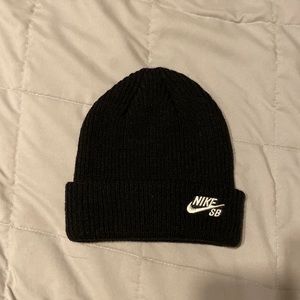 Nike,knit, stretchy beanie, skateboard